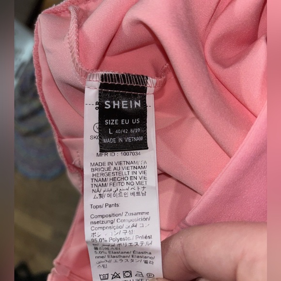 SHEIN Chic Pink Trousers‎ - Picture 3 of 3